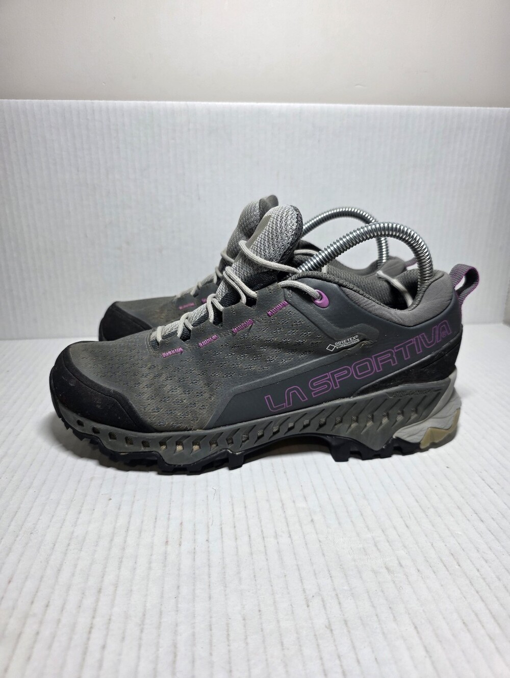 La Sportiva Spire GTX Women's Size 7.5 Trail Running Shoes Gray